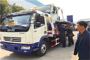 徐闻汽车道路救援拖车价格
